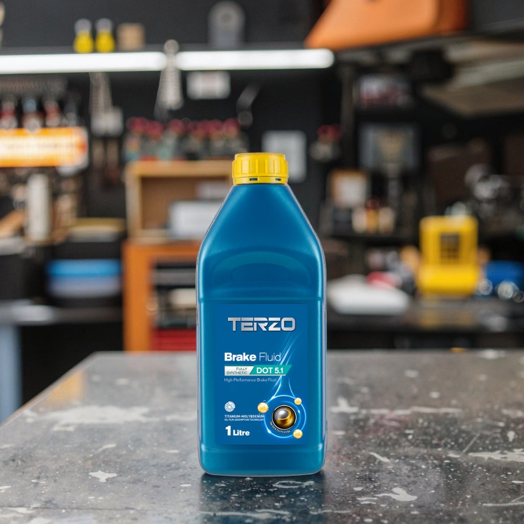 TERZO High Performance DOT 5.1 Brake Fluid, 1L packaging, 16 pieces in one box