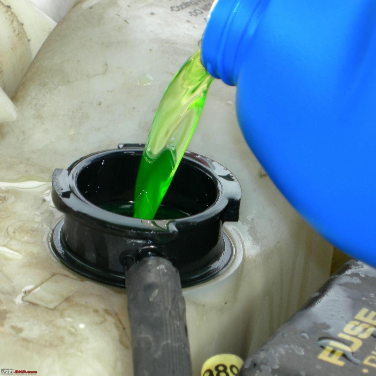 Vietnam Producer Good Performance Reasonable Price Green Color Coolant and Customizable OEM Anti Freeze 50/50 Ethylene Glycol
