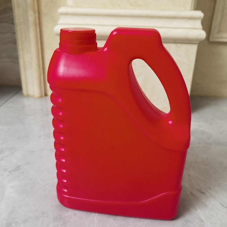 Wholesale In-Stock 1L 3L 4L PE Antifreeze Plastic Diesel Oil Bottles 3 Liter Oil Pot with Screen Printing
