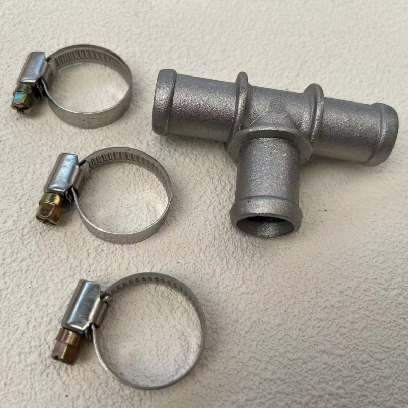 Chrysler 300C Warm air Hose Antifreeze Three-way Hose 12-15 Years Applicable 04596755AE 04596755AB