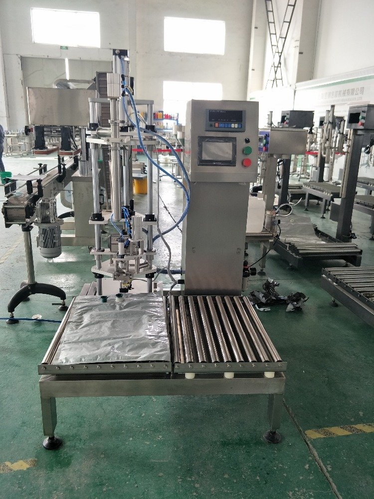 New Type Semi Auto Antifreeze Lubricants Weighing Filling Machine