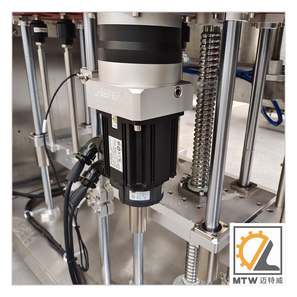 MTW Automatic Volumetric Liquid Bottle Engine Lube Motor Oil Filling Machine