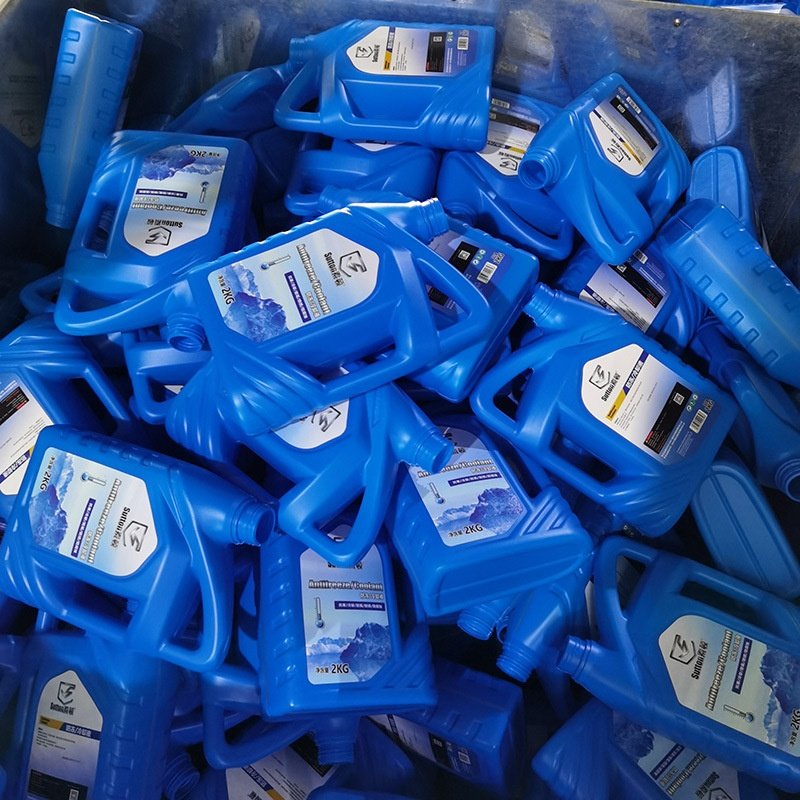 Hebei Shipping Manufacturers Direct Supply 2-Liter Recyclable Oil Bucket Plastic Pot 4-Liter Antifreeze Bucket Universal 2L