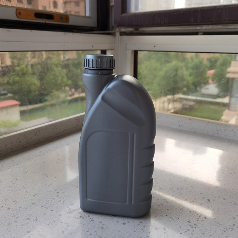 Factory Wholesale 1L Antifreeze Plastic Bucket 4L Oil Jug with Screw-On Seal for Lubricating Oil Screen Printed Surface