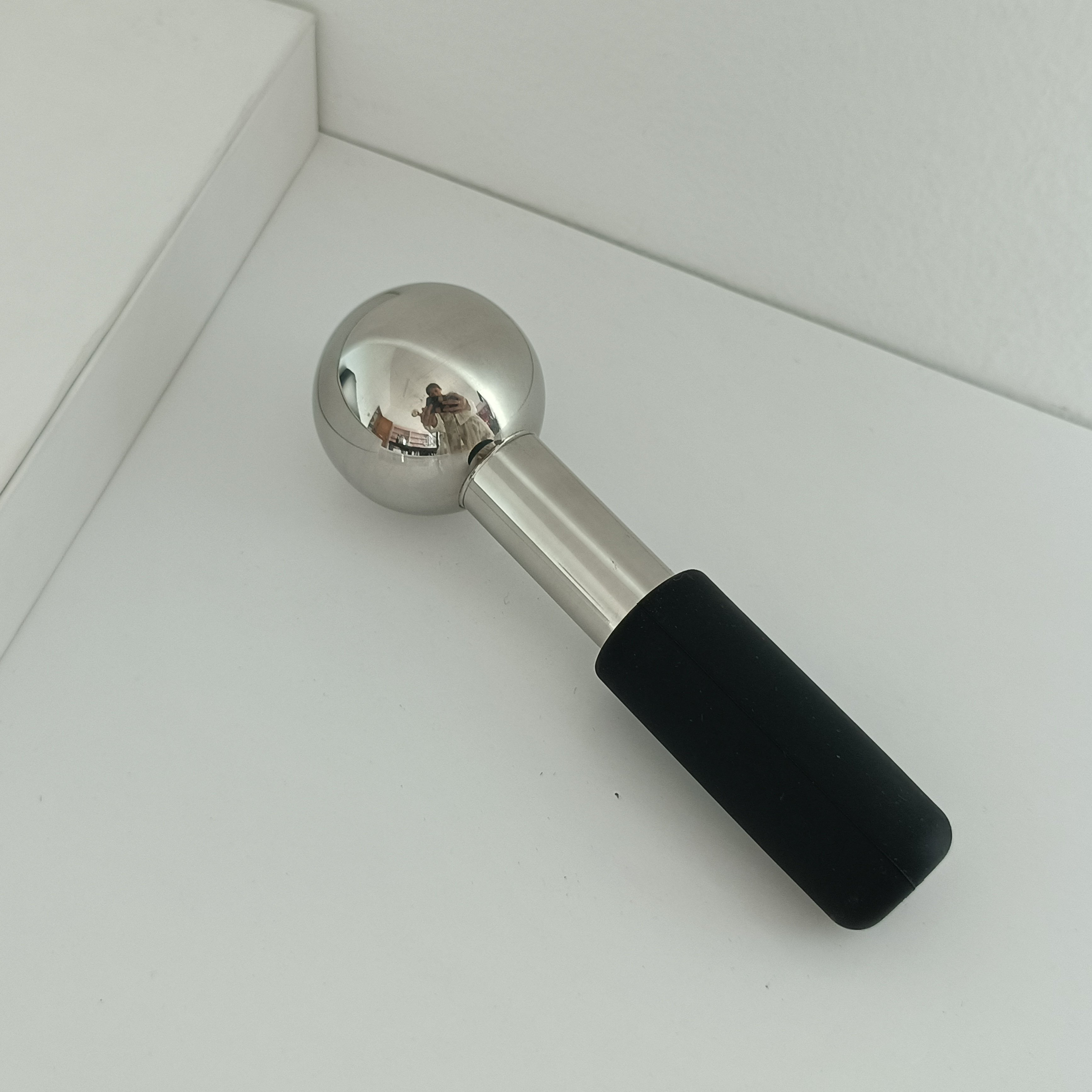 Luxury Portable Facial Cryo Ice Globes Stick Skin Beauty Cryotherapy Durable Custom Cosmetic Cold Massage Roller Ball