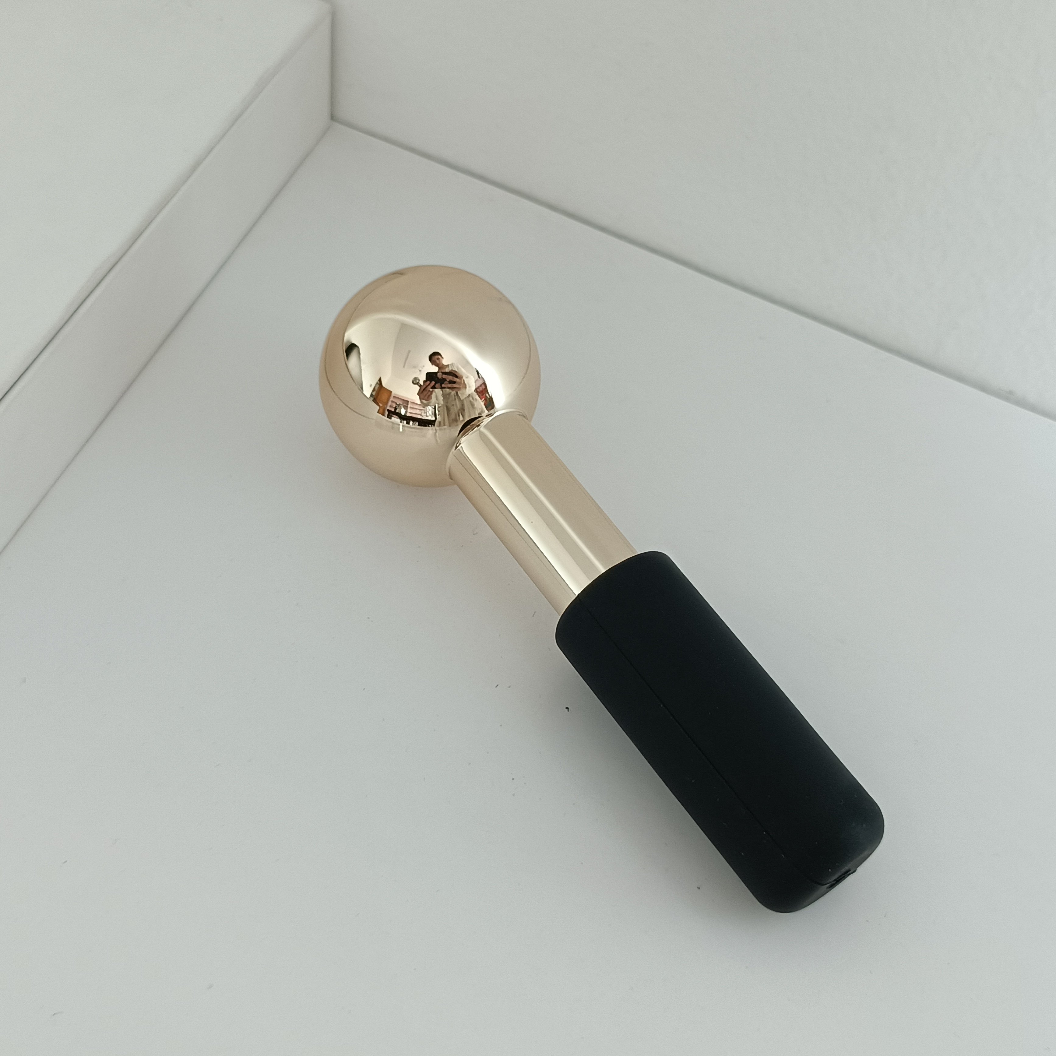 Luxury Portable Facial Cryo Ice Globes Stick Skin Beauty Cryotherapy Durable Custom Cosmetic Cold Massage Roller Ball