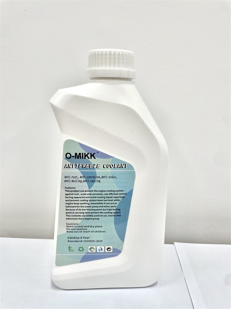 Best Radiator Auto Coolant Antifreezing Solution Red and Green Color Antifreeze
