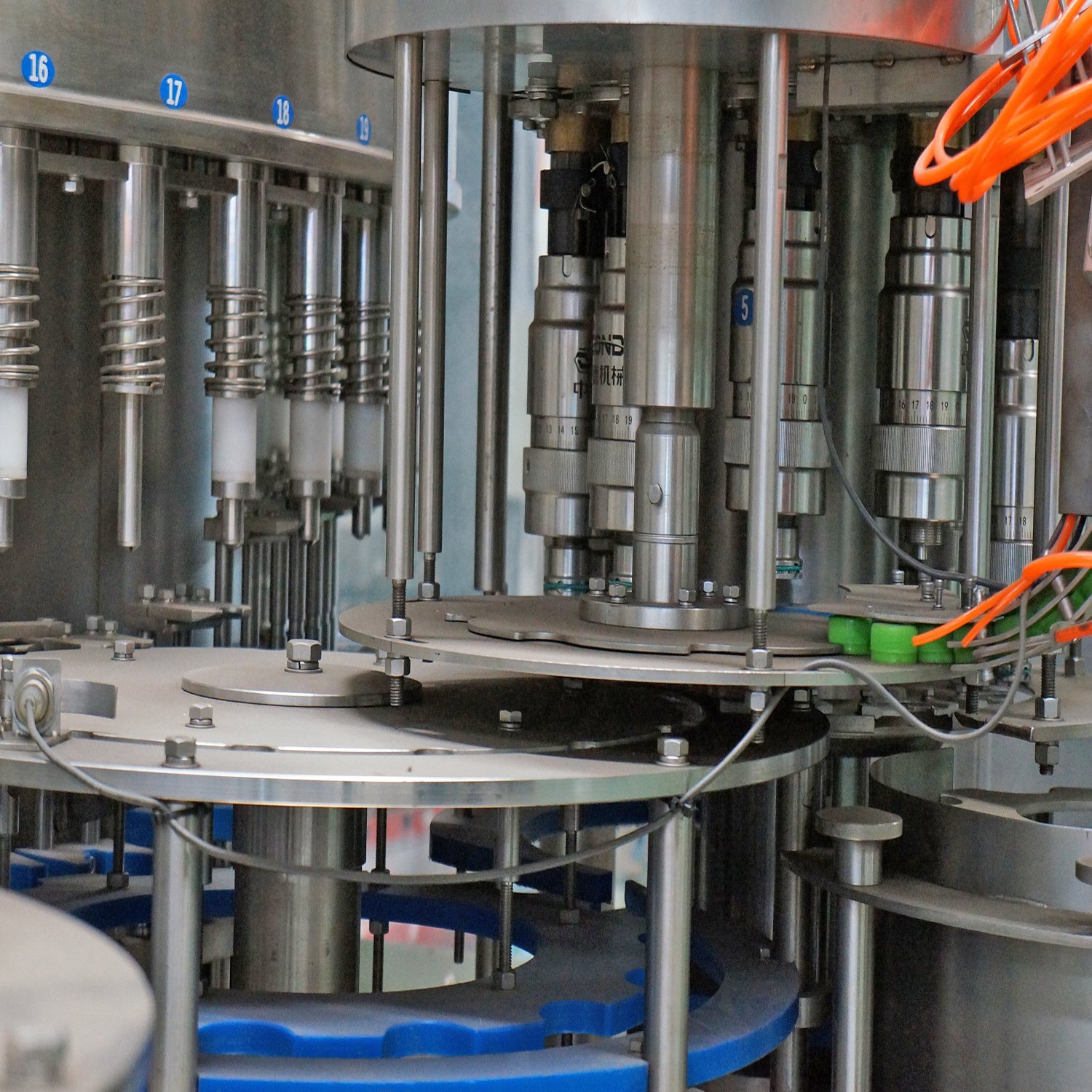 3 in 1 Fully Automatic Mineral Water Plant Electric Drink Production Line 5-Gallon Filling Bottling Machine Beverage Application