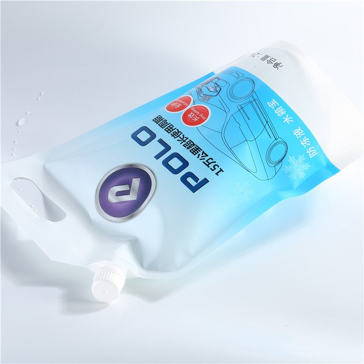 Hand-held Reclosable Antifreeze Anti-icing Fluid Engine Fluid Life Long Coolant Plastic Spout Plastic Pouches Bags