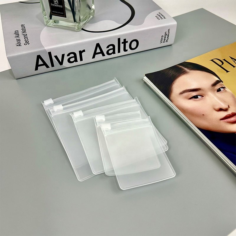 8.8*11Cm Cosmetic Ziplock Bag Jewelry Bag Custom Transparent Plastic Packaging Zipper Bag With logo Accessories Packaging