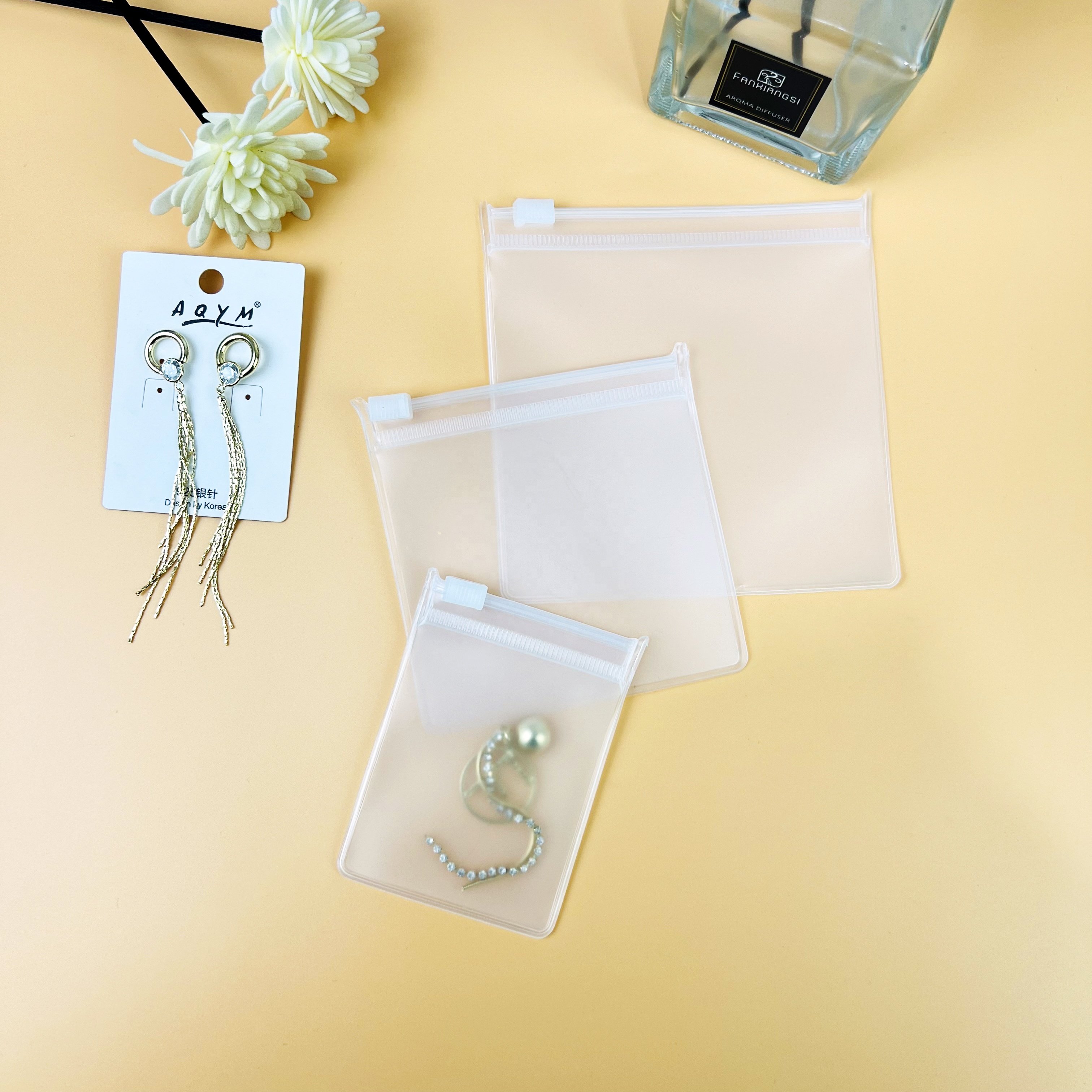 Customized Jewelry Packaging Zip Plastic Bag 9.5*10Cm Matte Zipper Bag for Bracelet Reusable Logo PVC EVA Ziplock Zipper Bag