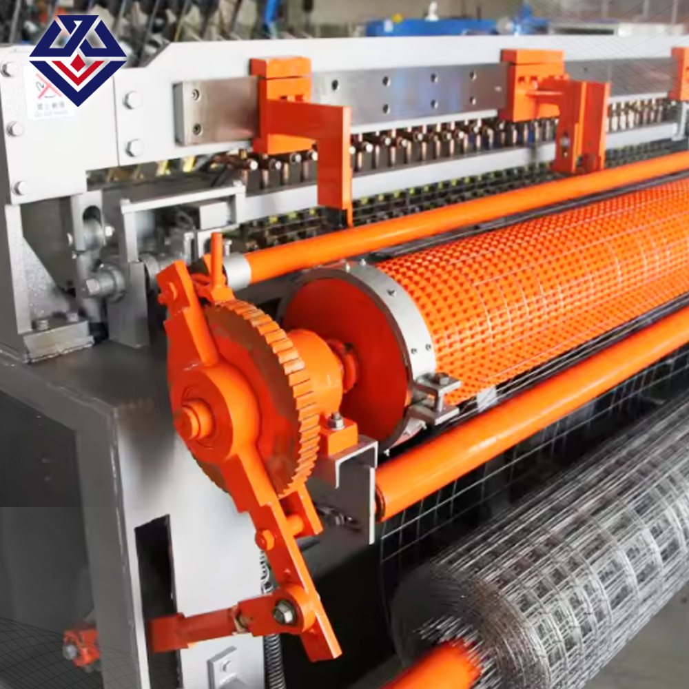 Fully Automatic Roll Welded Wire Mesh Net Making Machine Manufacturer 3-6mm Wire Welding Mesh Machine