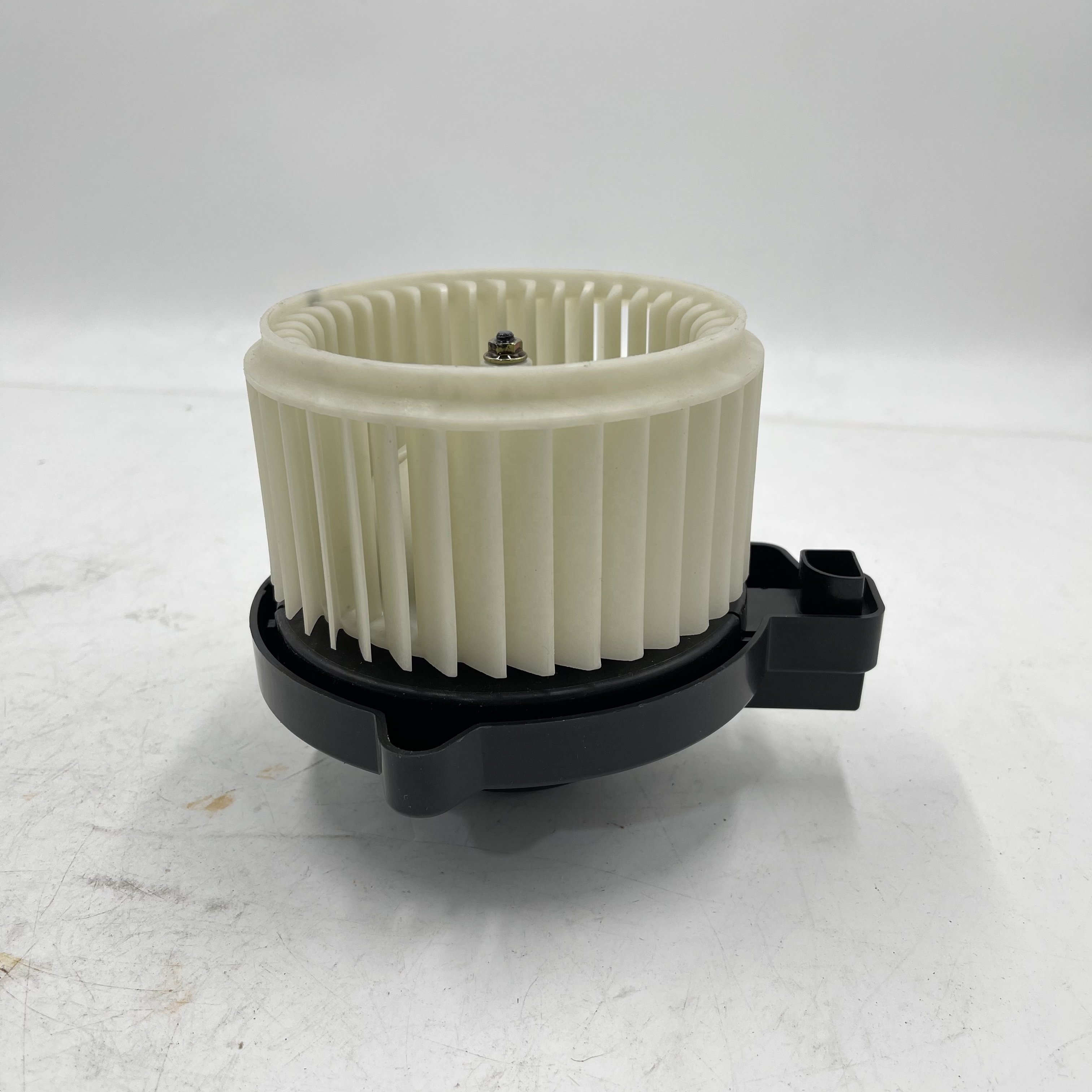 B211068-2900 BLOWER ASSEMBLY WARM AIR MOTOR for CHINA CHANGAN AUTOMOTIVE ALSVIN