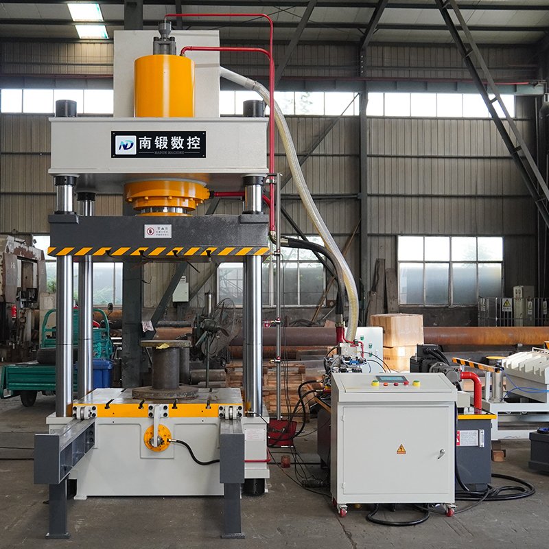 NADUN 315 Ton Four-column Hydraulic Press Machine with Movable Table