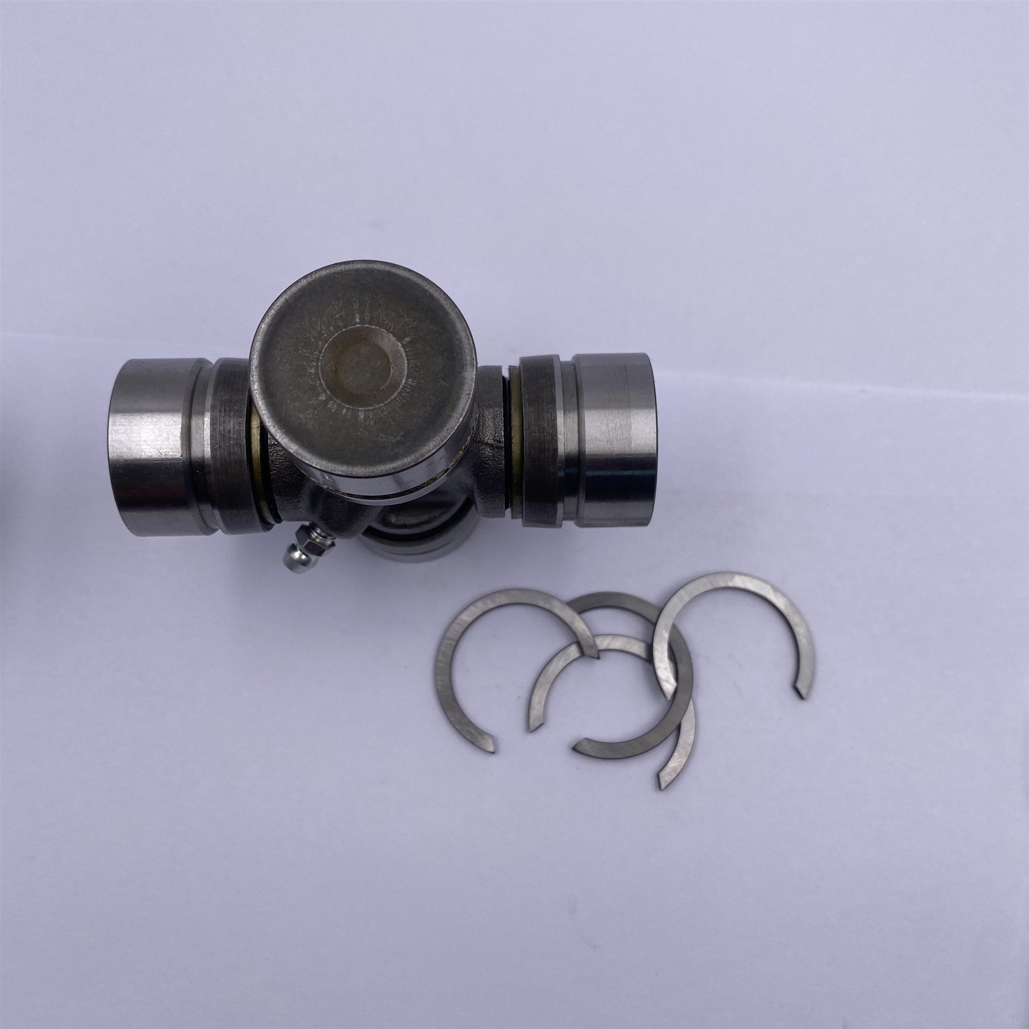 GUT-23 GUT23 Auto Parts Universal Joint Cross Bearing Cruceta 04371-35030 04371-35050 04371-35040 04371-35051 04371-35031