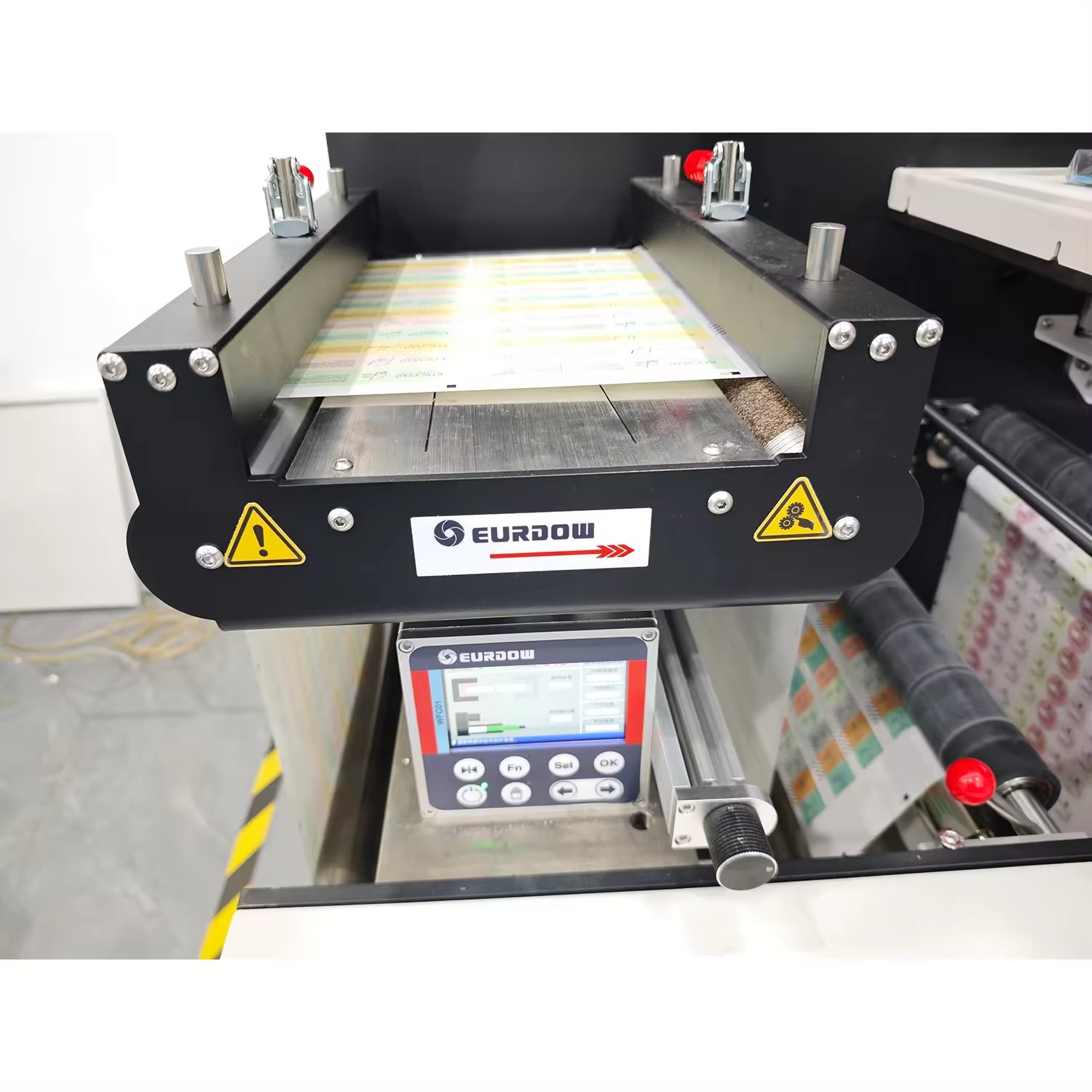 Printing Media PET, PVC, PP, BOPP Cutting Paper Machine Sticker Roll to Sheet A4 Paper Cutting Machine