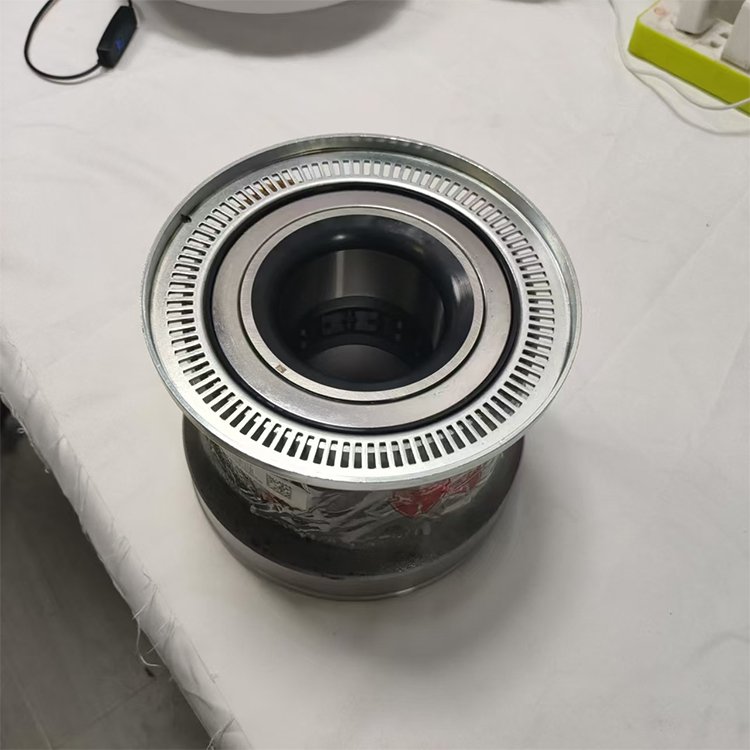 WG4071418068 15Kgs Wheel Hub Bearing for Truck