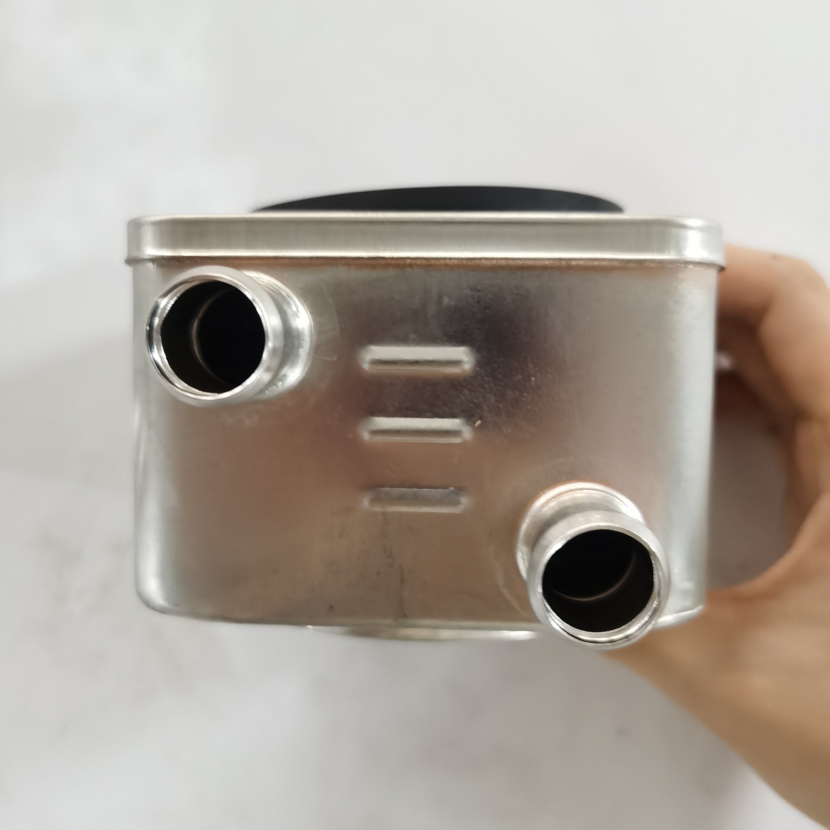 Original SAIC MAXUS V80 Oil Cooler Assembly C00014632
