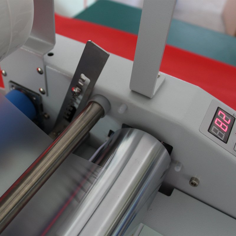 China A3 Book Cover Paper Thermal Digital Laminating Machine