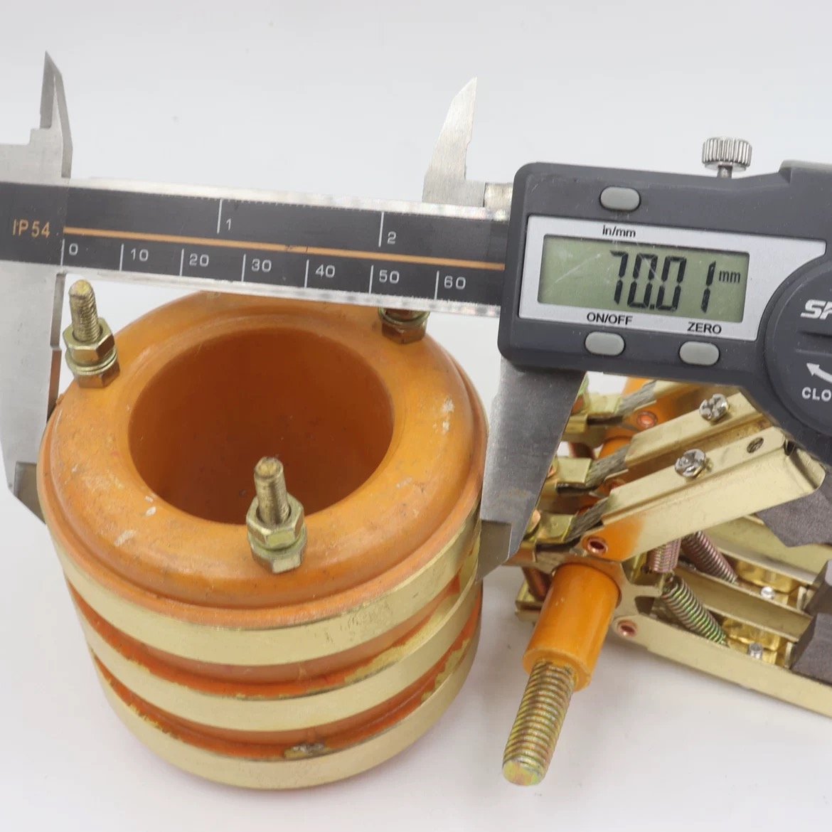 Customized 3 Rings Electrical Slip Ring for Tower Crane Rotating Motor