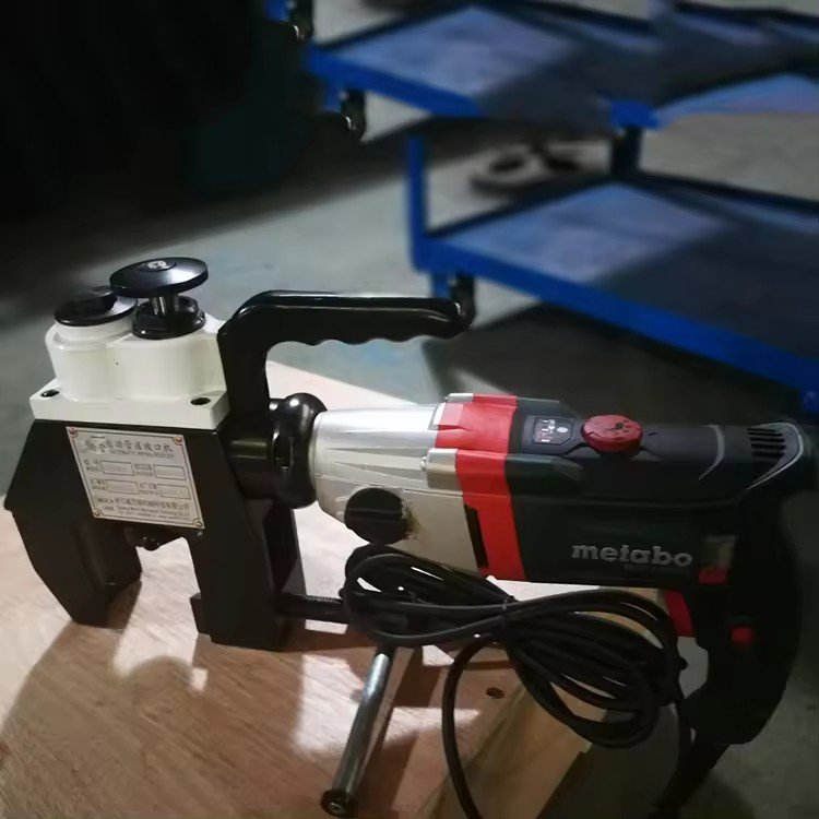 ISO-63C OD Mounted Auto Feed Portable Pipe Beveling Machine for 28-63mm Tube
