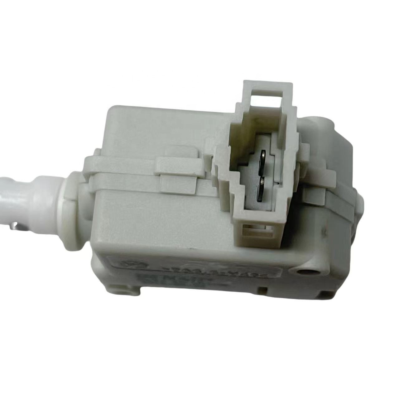 3AD810773 3AA810773 3A0810773 Automobile Gas Port Flap Lock Actuator Motor Oil tank Cover Motor Suitable for Passat B7 Santana