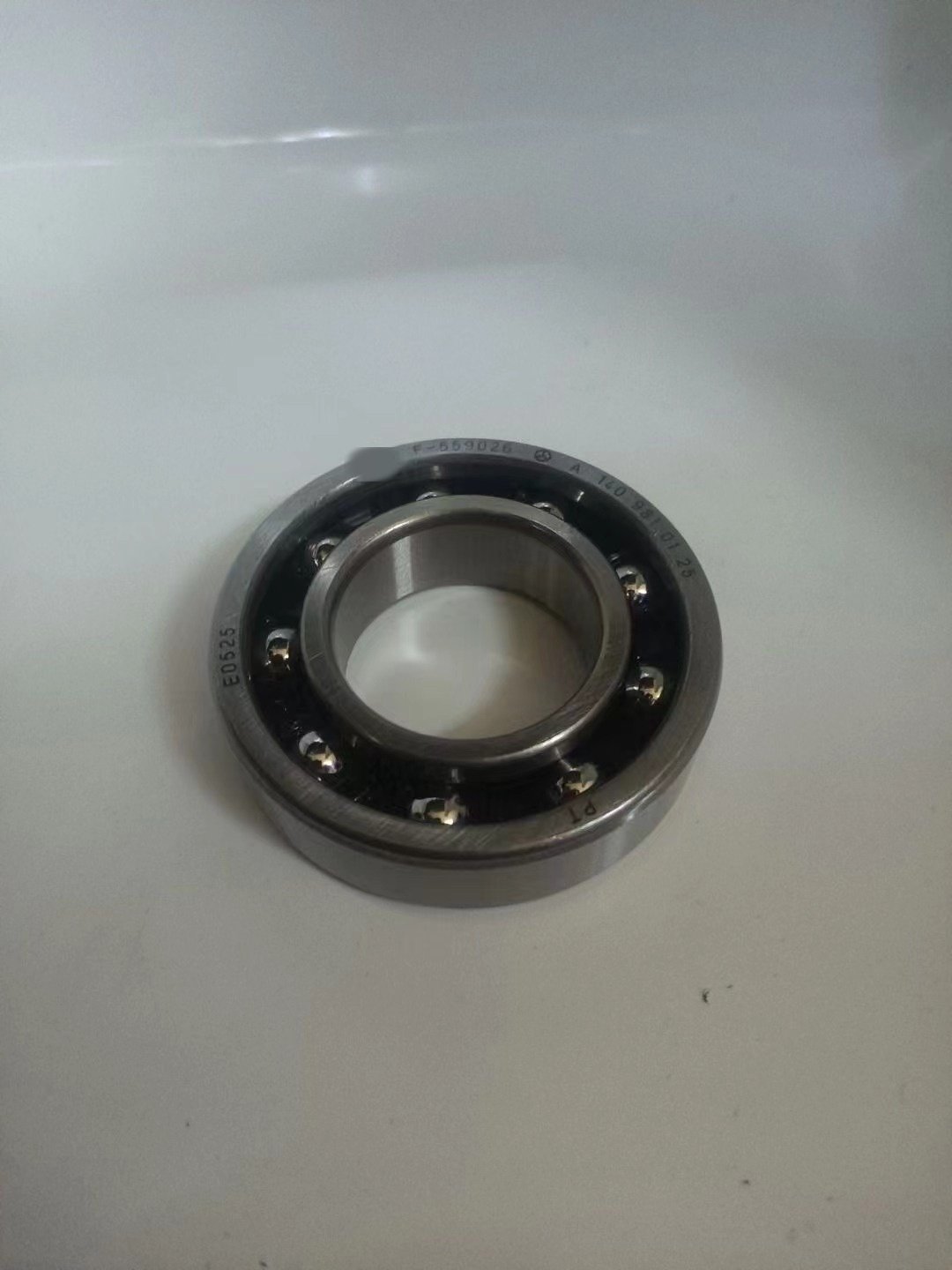 Cheap Bearing High Quality Auto Gearbox Bearing CR07A74 CR09B32 CR1184 CR1185 F-559026 ST-396415 for All Kinds of Brands