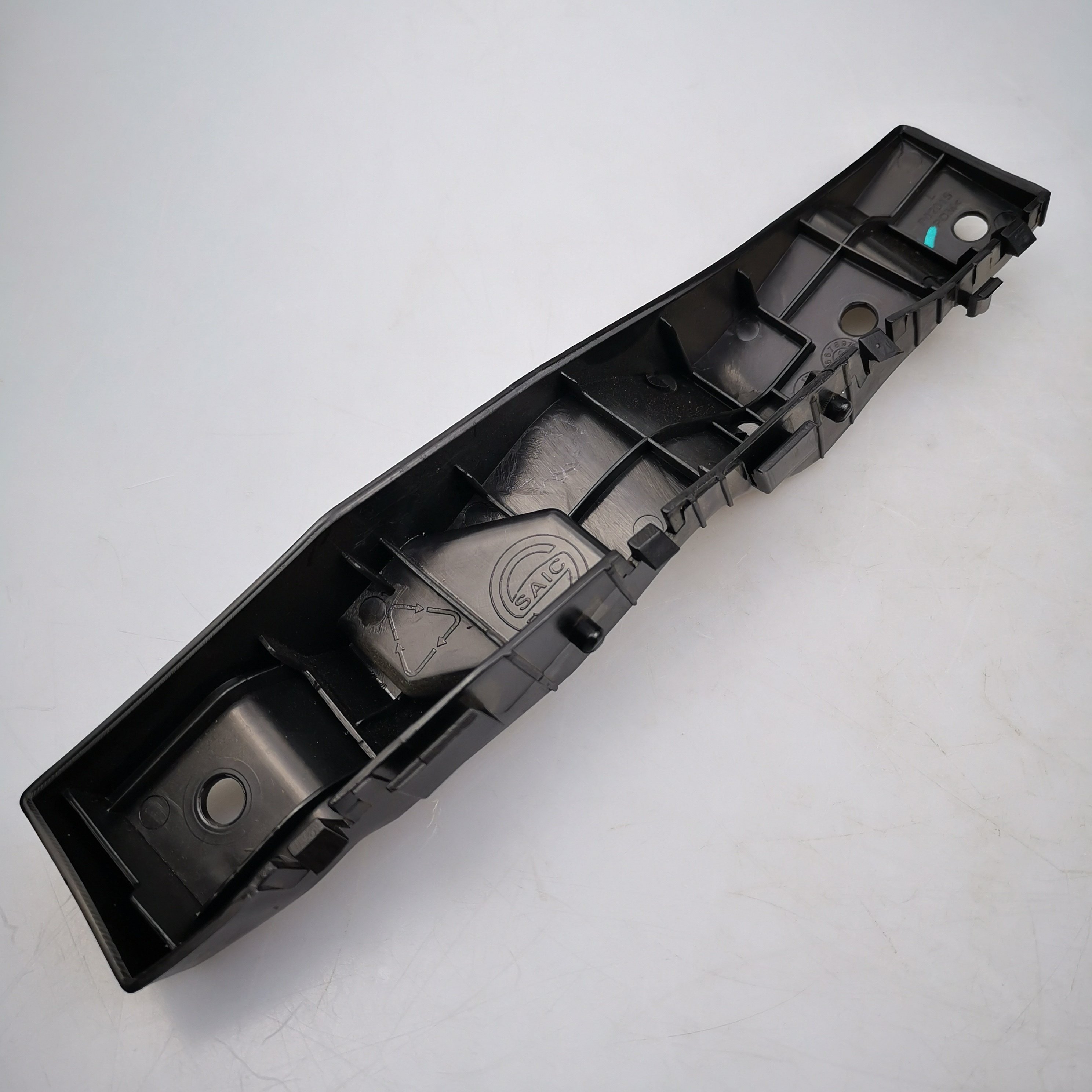 SAIC MAXUS G10 Front Bumper Bracket C00024453 C00228559