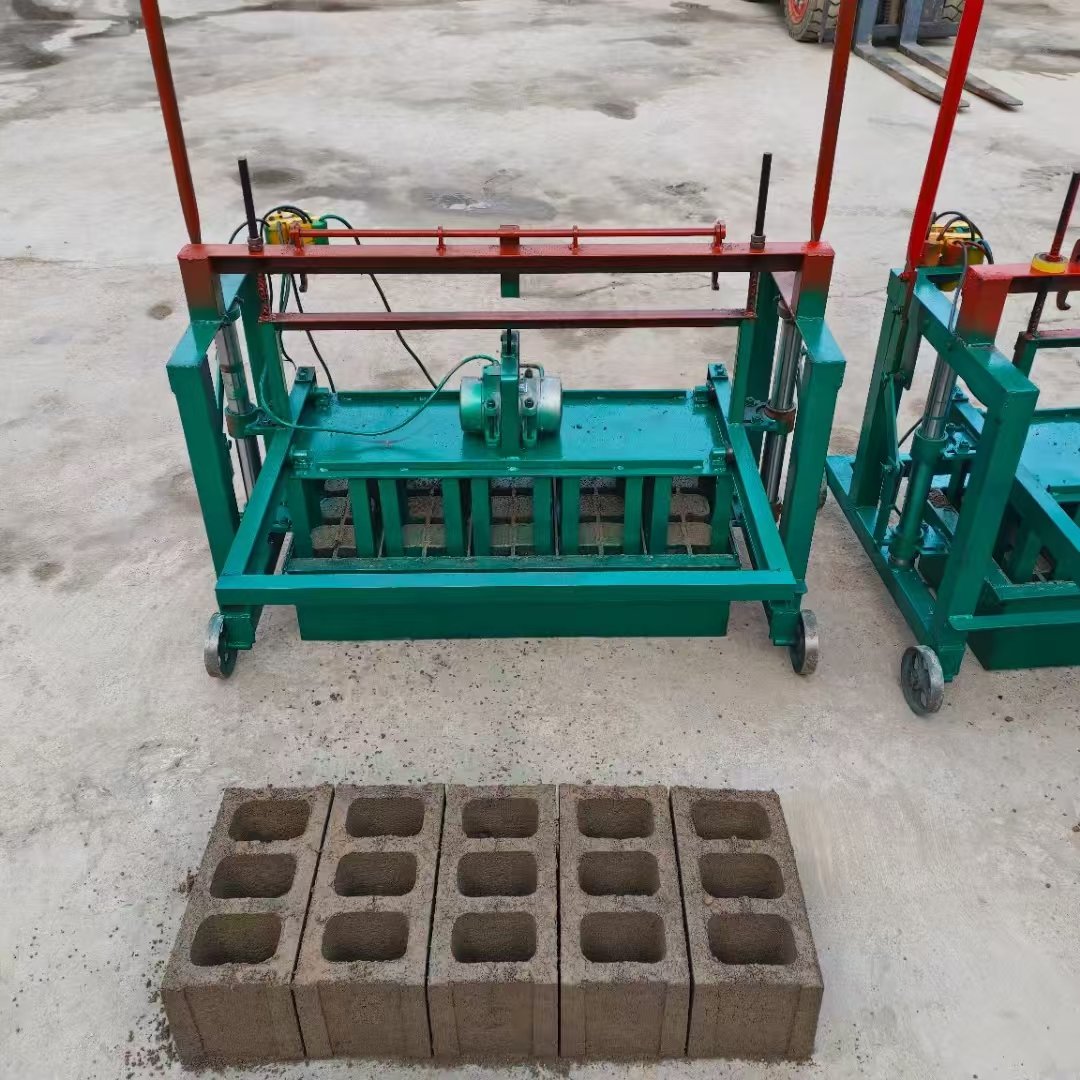Hot Selling High-Quality Small Engineering Equipment Semi-Automatic Cement Brick Making Machine