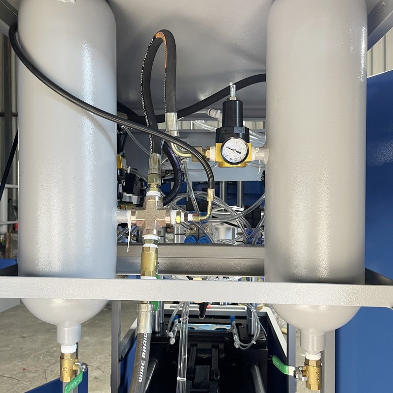 Semi Automatic 2 Cavity Bottle Blower Machinery Pet Jar Blowing Making Machine