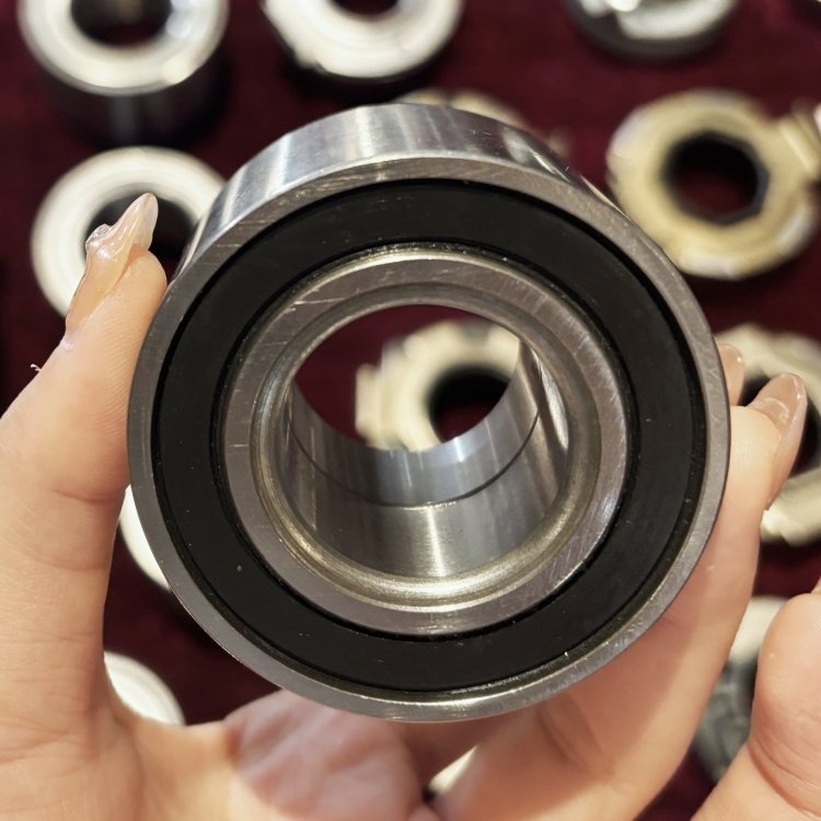 30BD5220 Auto Bearing Double Row Sealed Bearing 30x52x20 Ball Bearings for Vehicle Air Conditioning Compresures