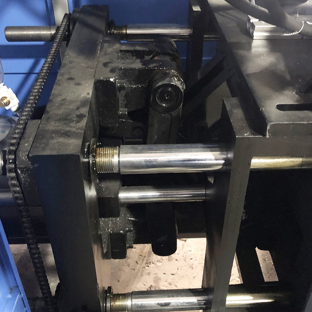 1400-2000 BPH 4 Cavity Best Blow Molding Machine