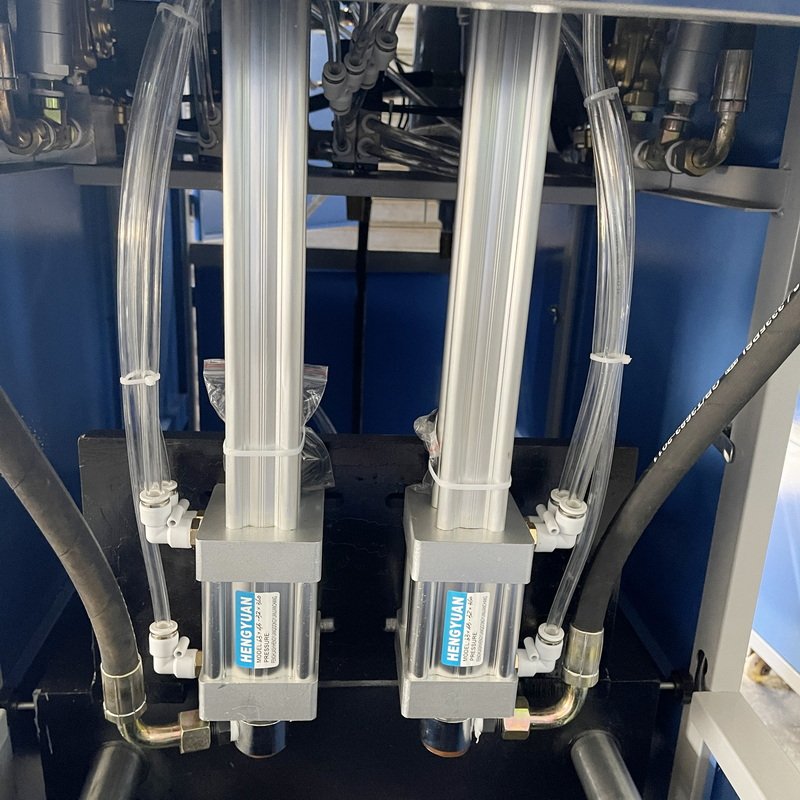 Semi-Auto Blow Moulding Machine Price Mineral Water PET Bottle Blowing Molding Machine Plastic Bottle Making Machine Price