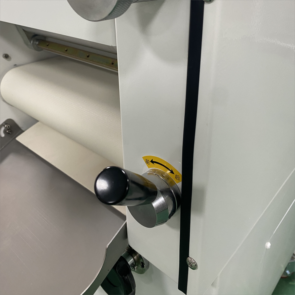 Industrial Baking Equipment Auto Bakerysandwich Loaf Toast Shaping Baguette Dough Bakery Bread Molder Machine
