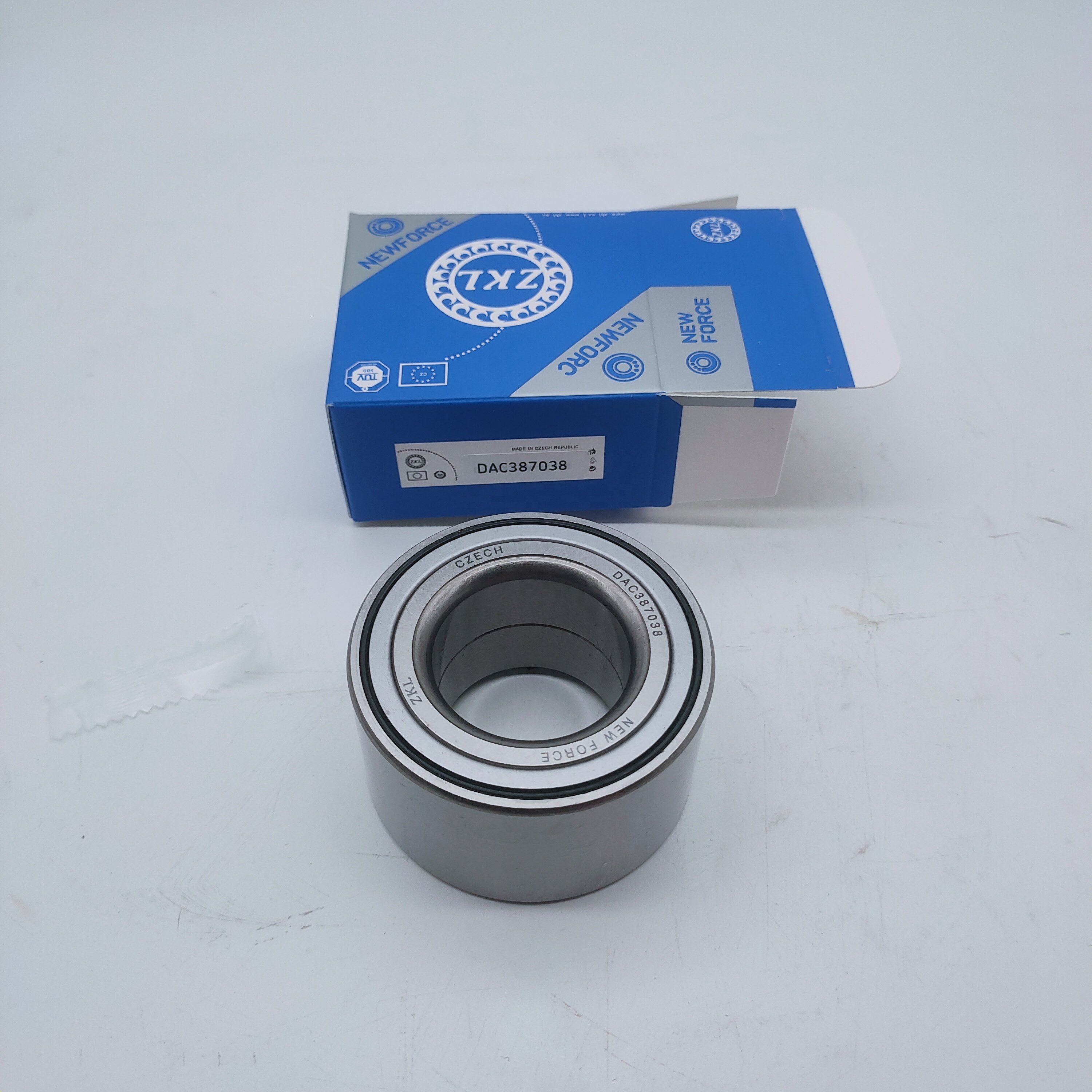 Japan Rodamientos DAC-3870W-8CS81 Auto Car Wheel Bearing DAC-3870W-8CS81 for Car
