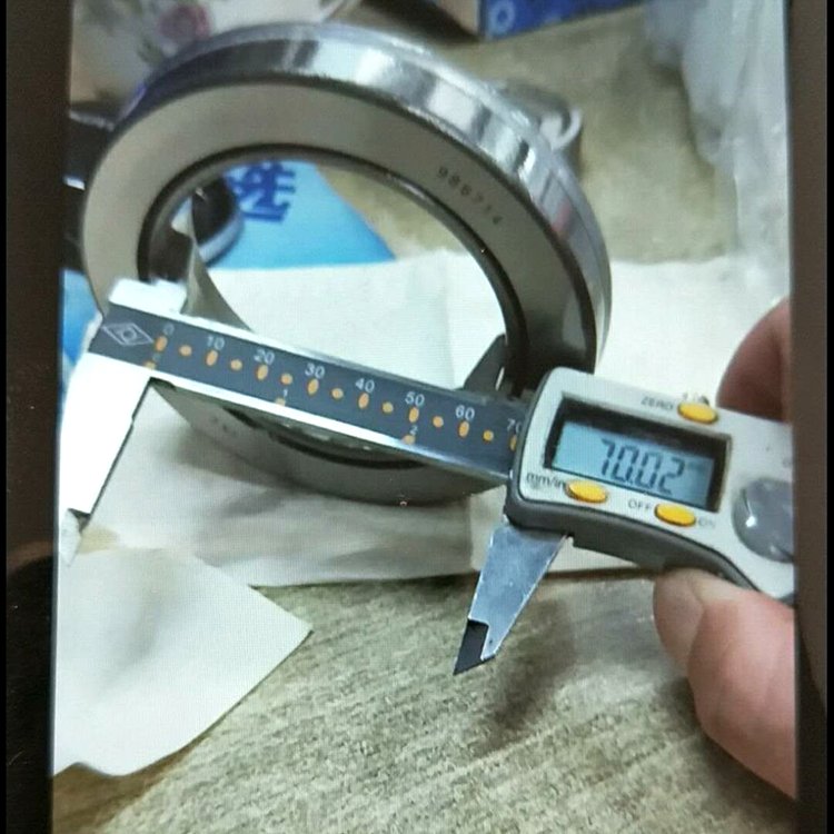 Hebei Yongqiang Model 986714 Kamaz Truck Wheel Hub Bearing Size 70*105*21.9mm Clutch Release Bearing for Auto and Car Use
