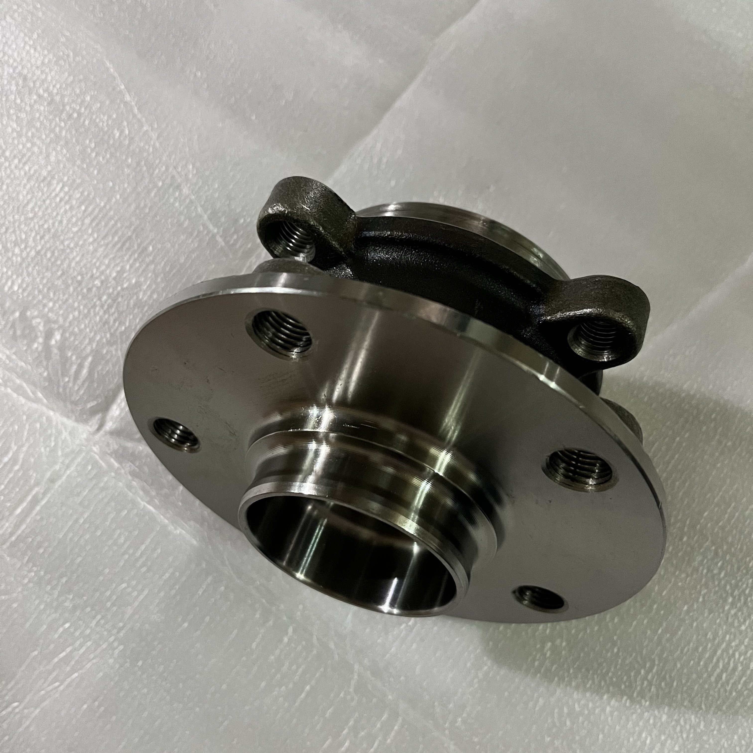 Factory Supplier Priced to Sell Carthe Replacement of Rear Wheel Hub Bearing Astra Assembly for Mg GS Roewe RX5