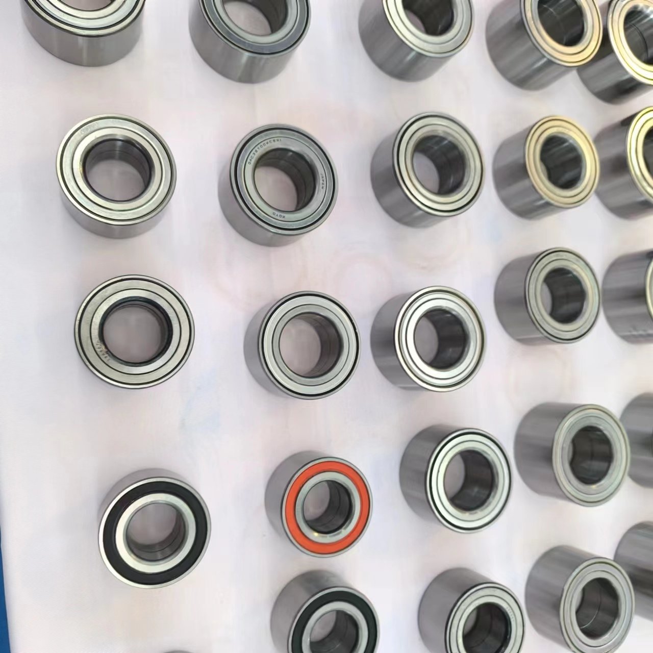 Heavy Duty Truck Wheel Hub Bearing 805531 VKBA5411 BTH-0018A NP078914 NP273671 New Steel Auto/Car Wheel Hub Custom Size
