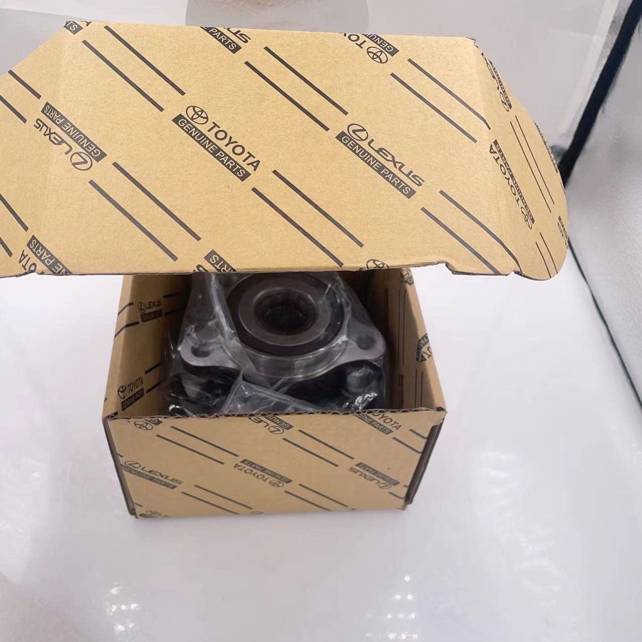 Auto Spare Parts Competitive Price Double Row Wheel Hub Unit Bearing Hub Assembly Front Hub Bearings 43550-F4010 for TOYOTA