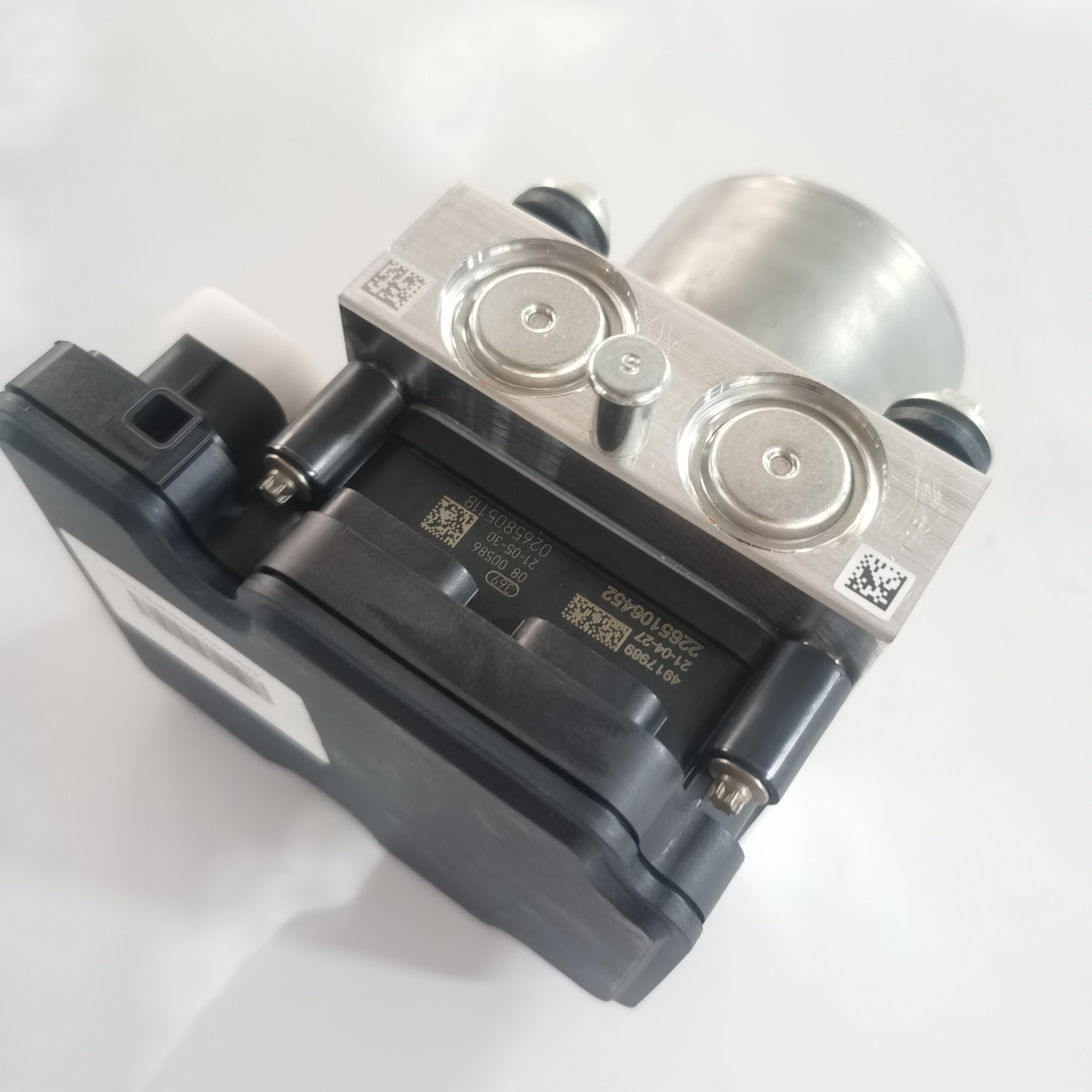 Original SAIC MAXUS V80 ABS Control Module C00025014
