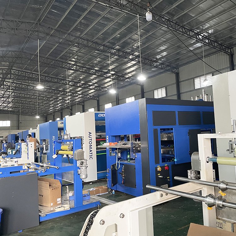Three Station Fully Auto Pp Seed Tray PP Biodegradable Plastic Food Containers Thermoforming Machine