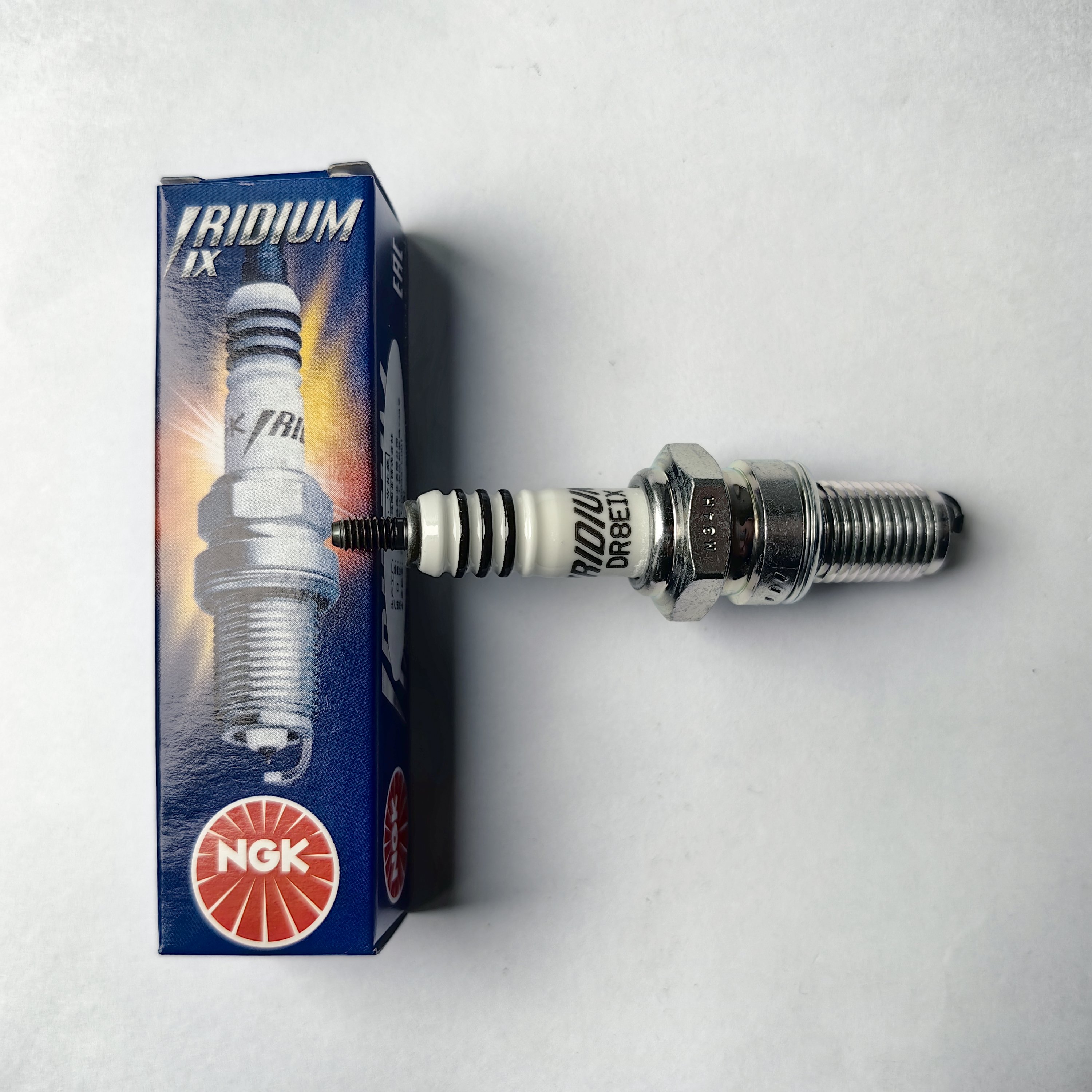 Original NGK 6681 DR8EIX Buja Candle Engine Part for Honda CBR Motorcycle AH110/Vials TL125/S 125CC CT110 Trekking Bike 110CC