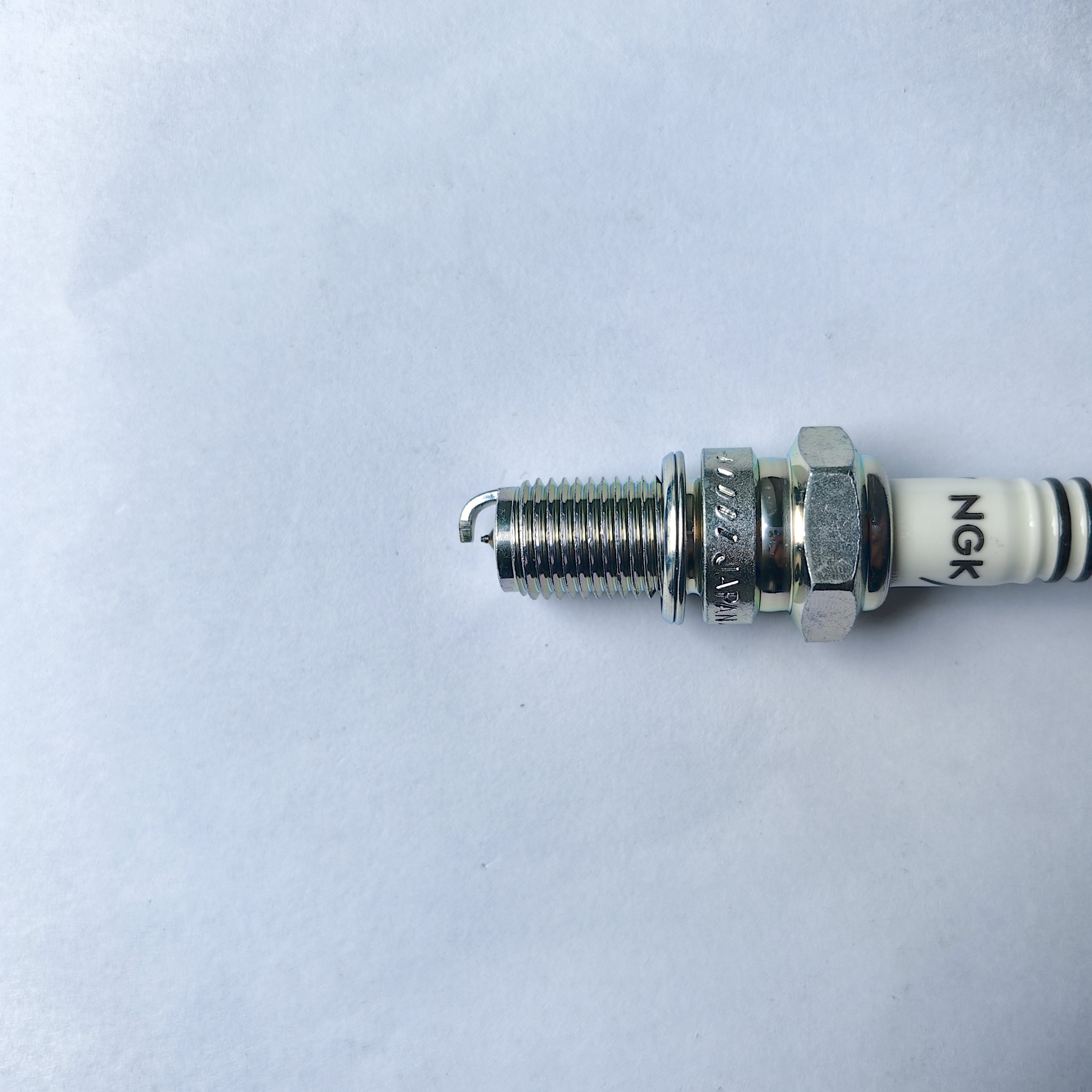 Original NGK 6681 DR8EIX Buja Candle Engine Part for Honda CBR Motorcycle AH110/Vials TL125/S 125CC CT110 Trekking Bike 110CC