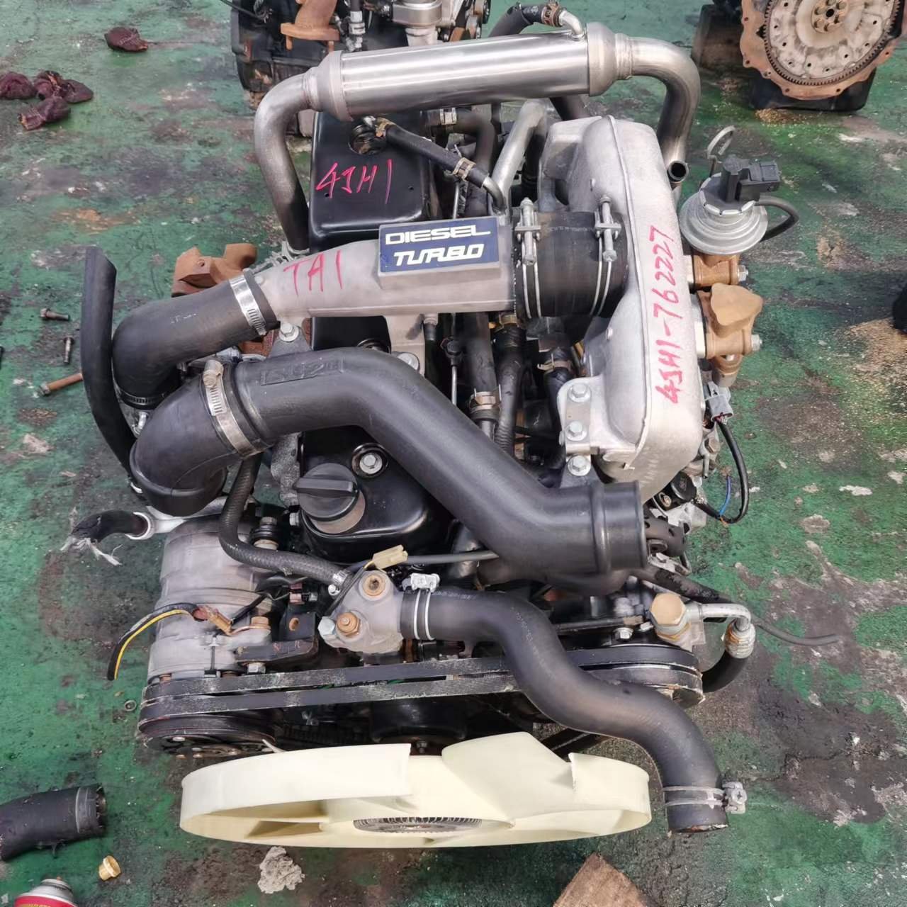 Genuine 4JH1T 4JH1-T Diesel Engine Assy for Isuzu D-Max 3.0 Turbo Motor