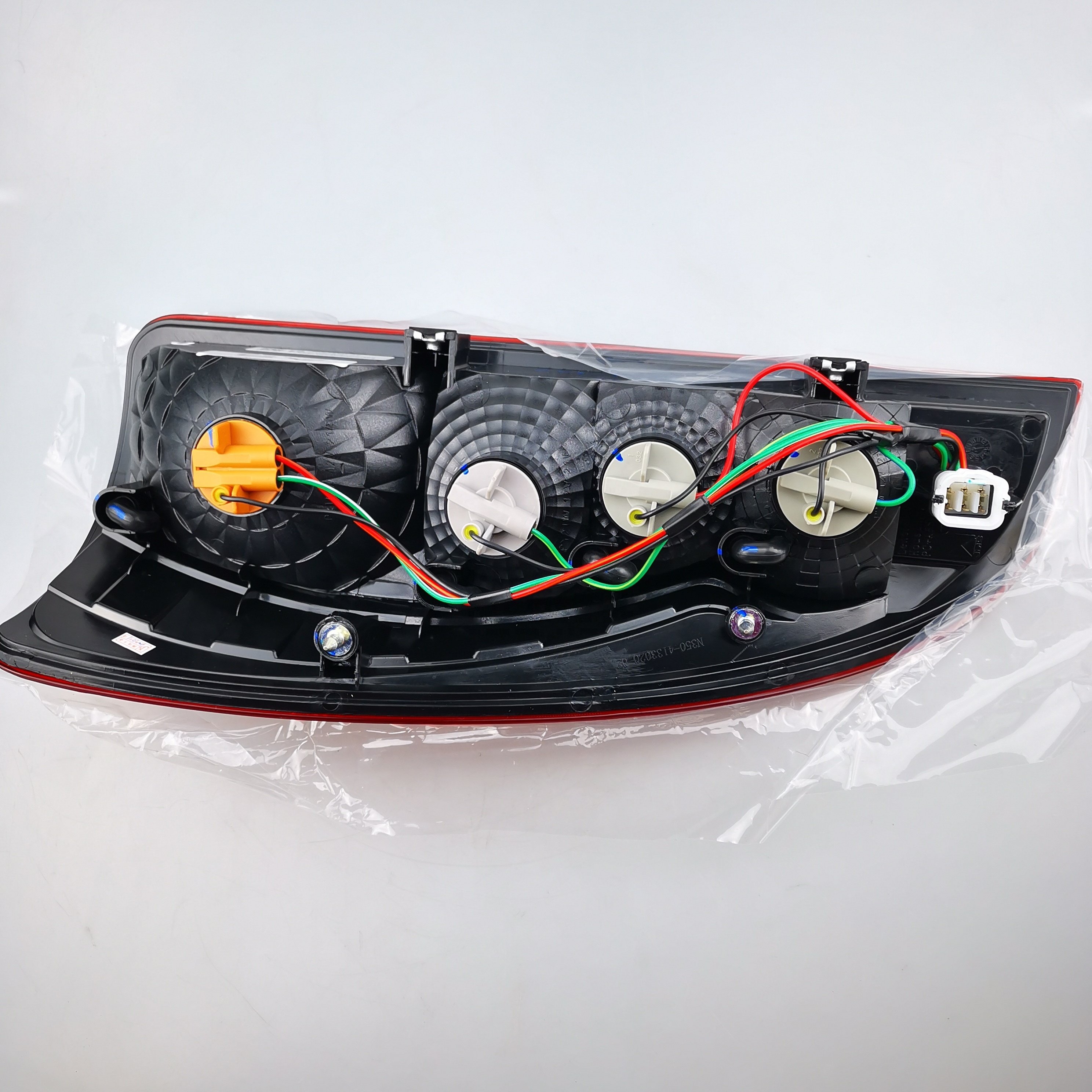 Original VIGUS Tail Lamp Assembly 9P2-13405-AE 9P2-13404-AC