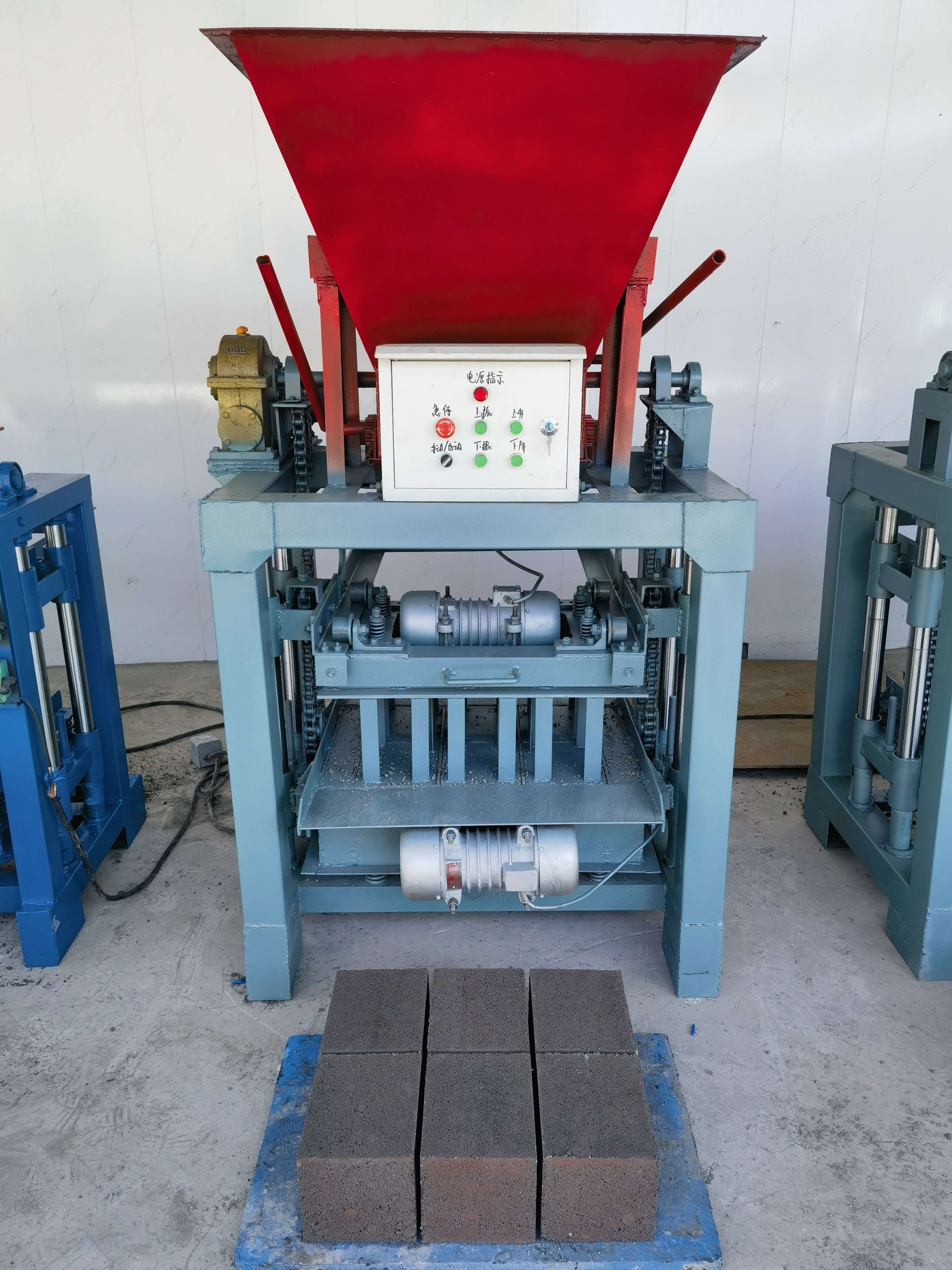 KM4-35B 400-120-200mm Manual Semi Automatic Interlocking Smart Hollow Cement Concrete Block Making Machine for Concrete Block