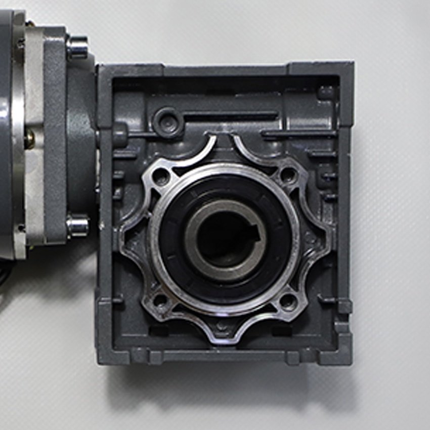 Nmrv 040 Worm Gear Speed Reducer Torque 50Nm Warm Gear Box 1500W Power Brush Commutation Permanent Magnet DC Geared Motor