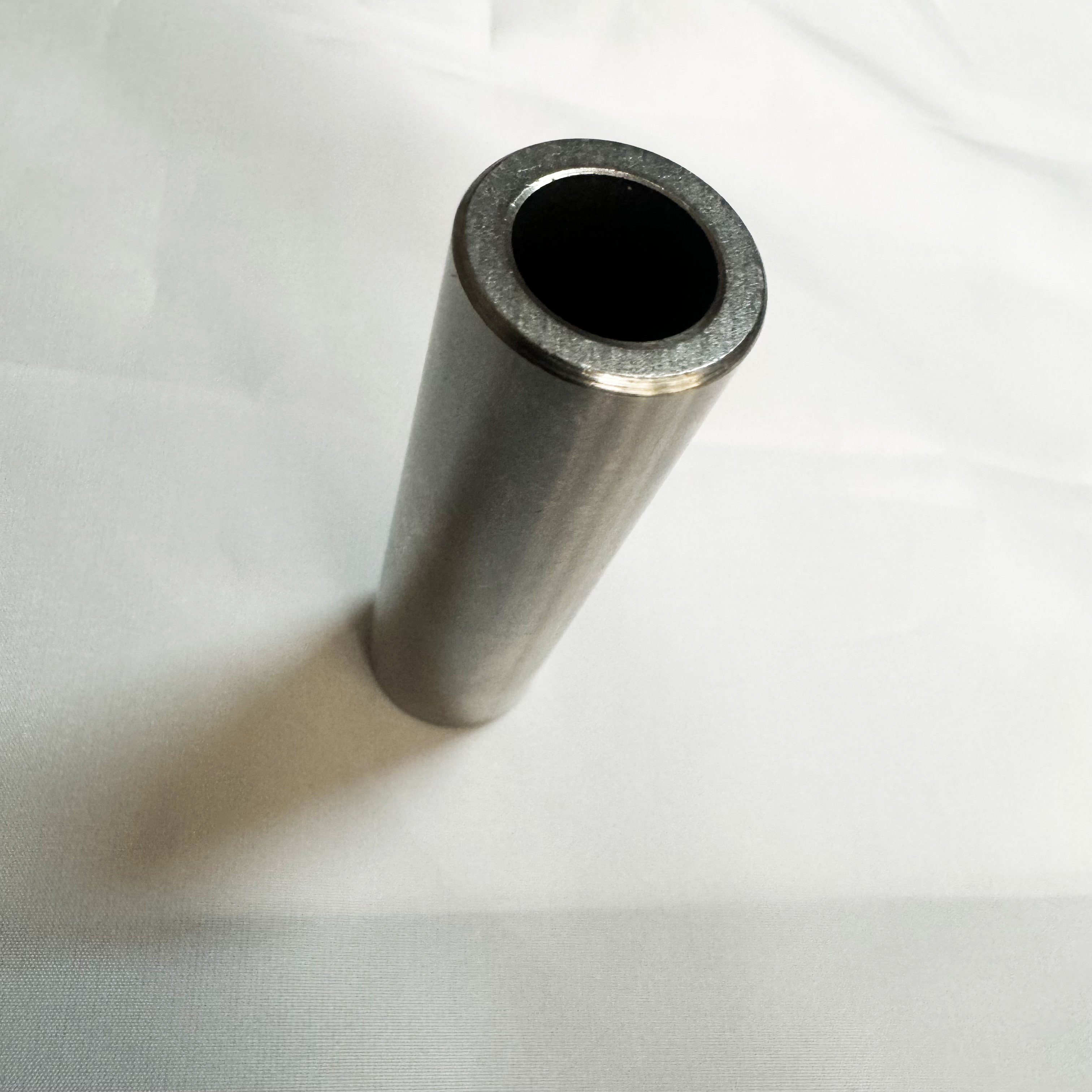 YAMAH Outboard Motor PISTON PIN Replaces 663-11633-00 Outboard Motor Spare Part for YAMAH 75/85HP 663-11633-00 Piston Pin