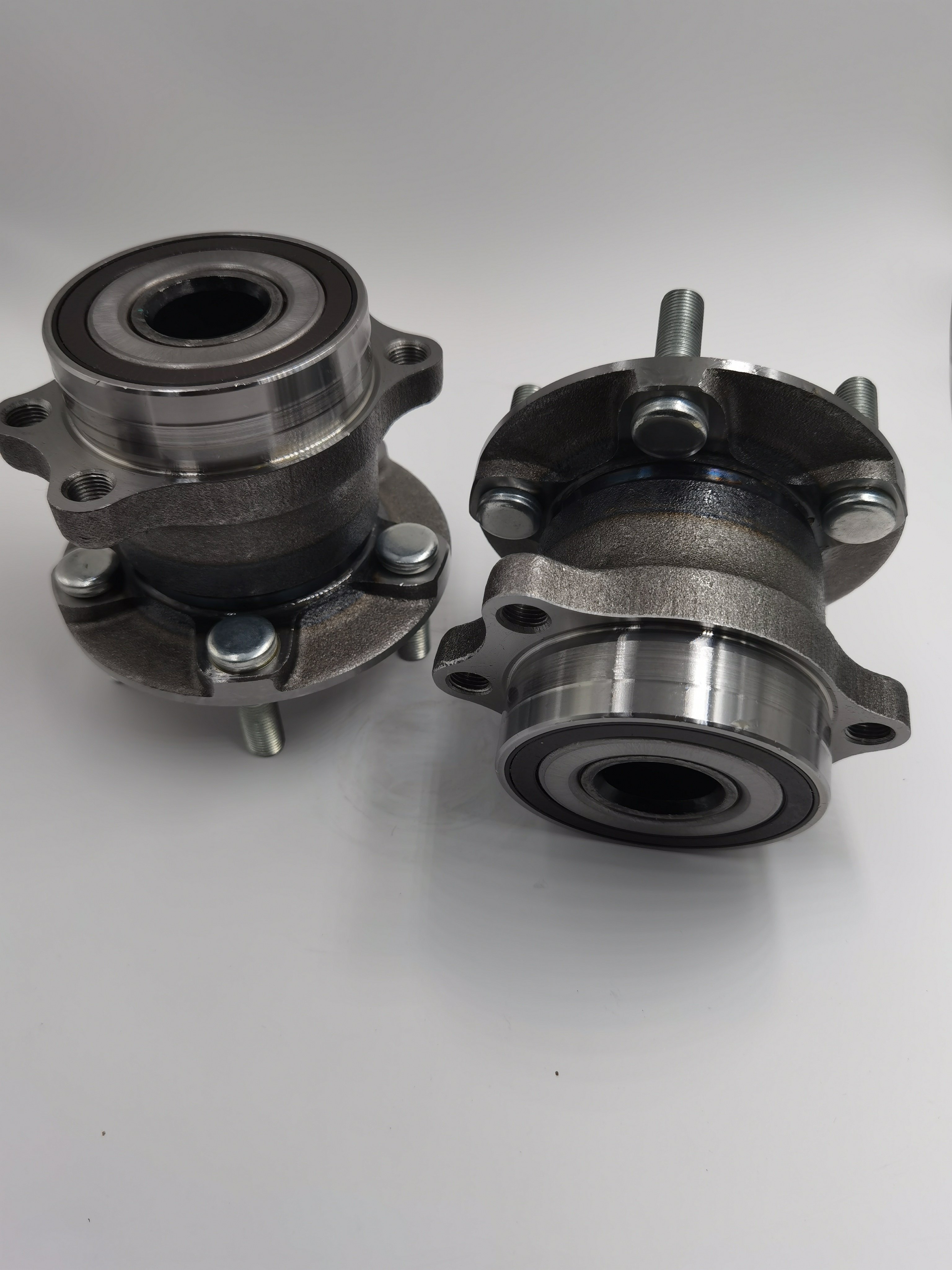 Wheel Hub Unit Complete Rear Bearing 28473FJ020 / 28473FJ000 / 28473FL040 for Subaru Auto Parts