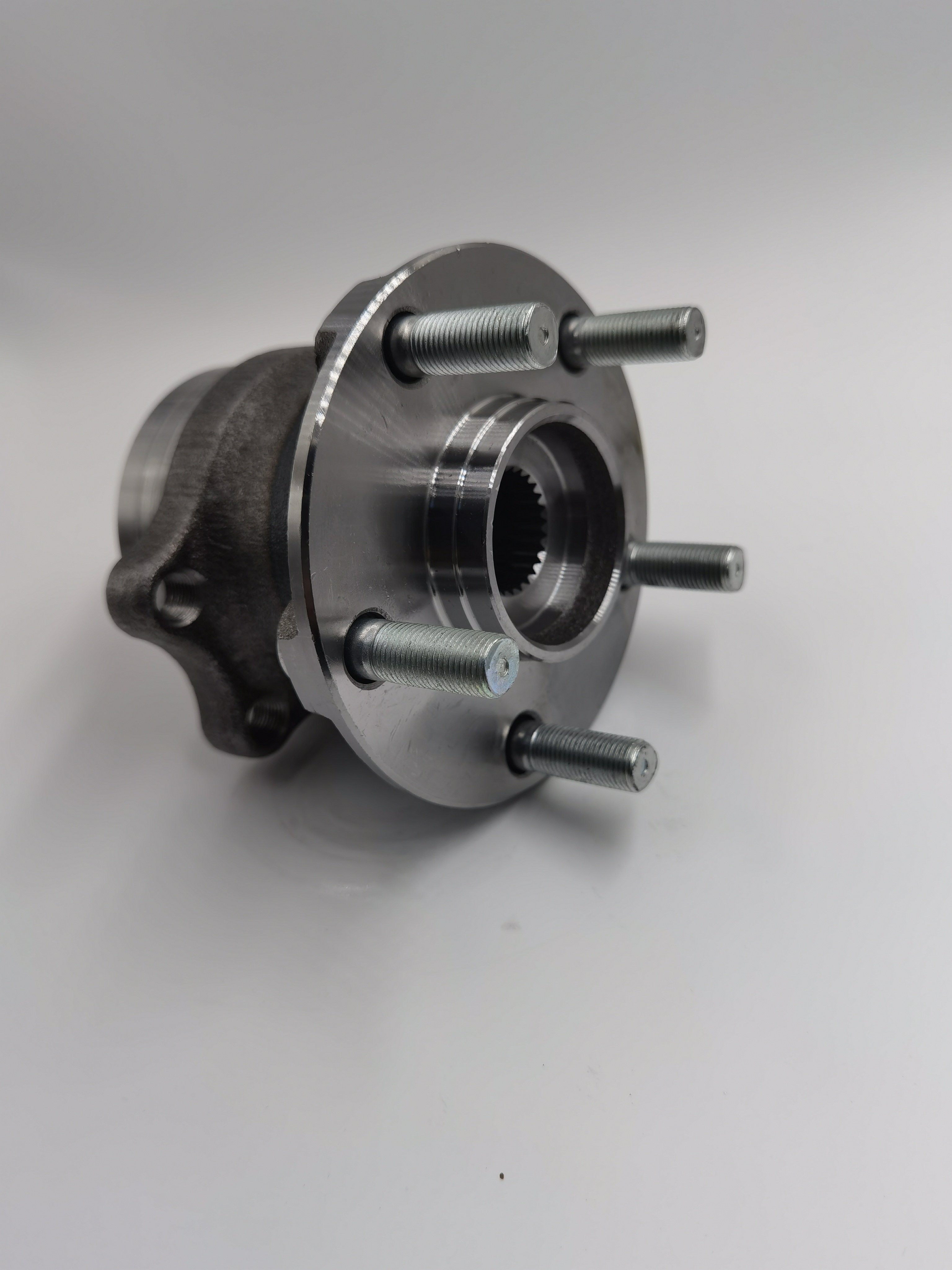Wheel Hub Unit Complete Rear Bearing 28473FJ020 / 28473FJ000 / 28473FL040 for Subaru Auto Parts